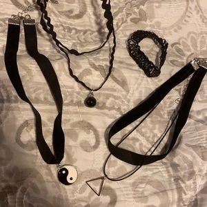 Black Choker Set with Triangle and Yin & Yang